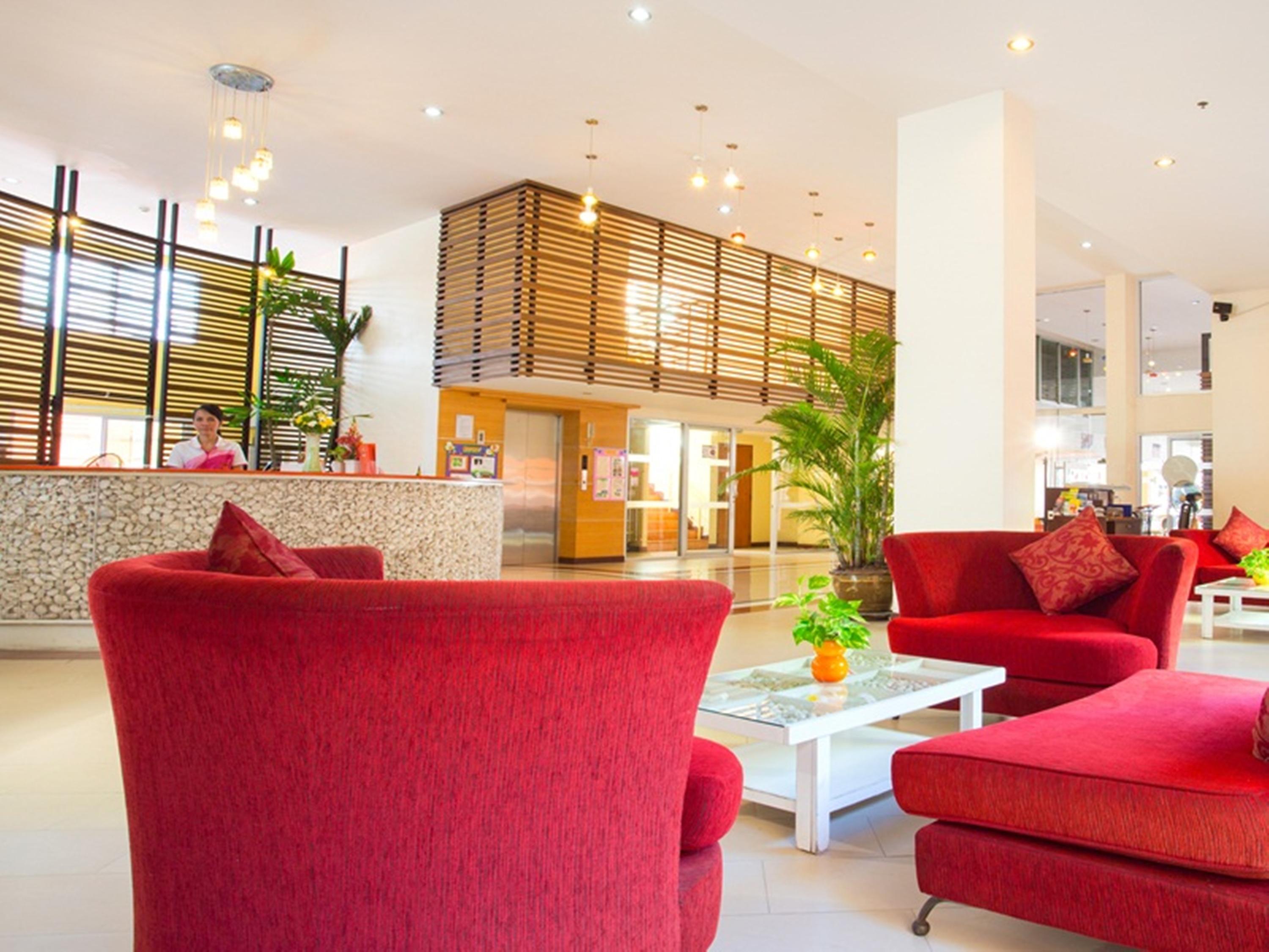 Eastiny Plaza Hotel Pattaja Kültér fotó