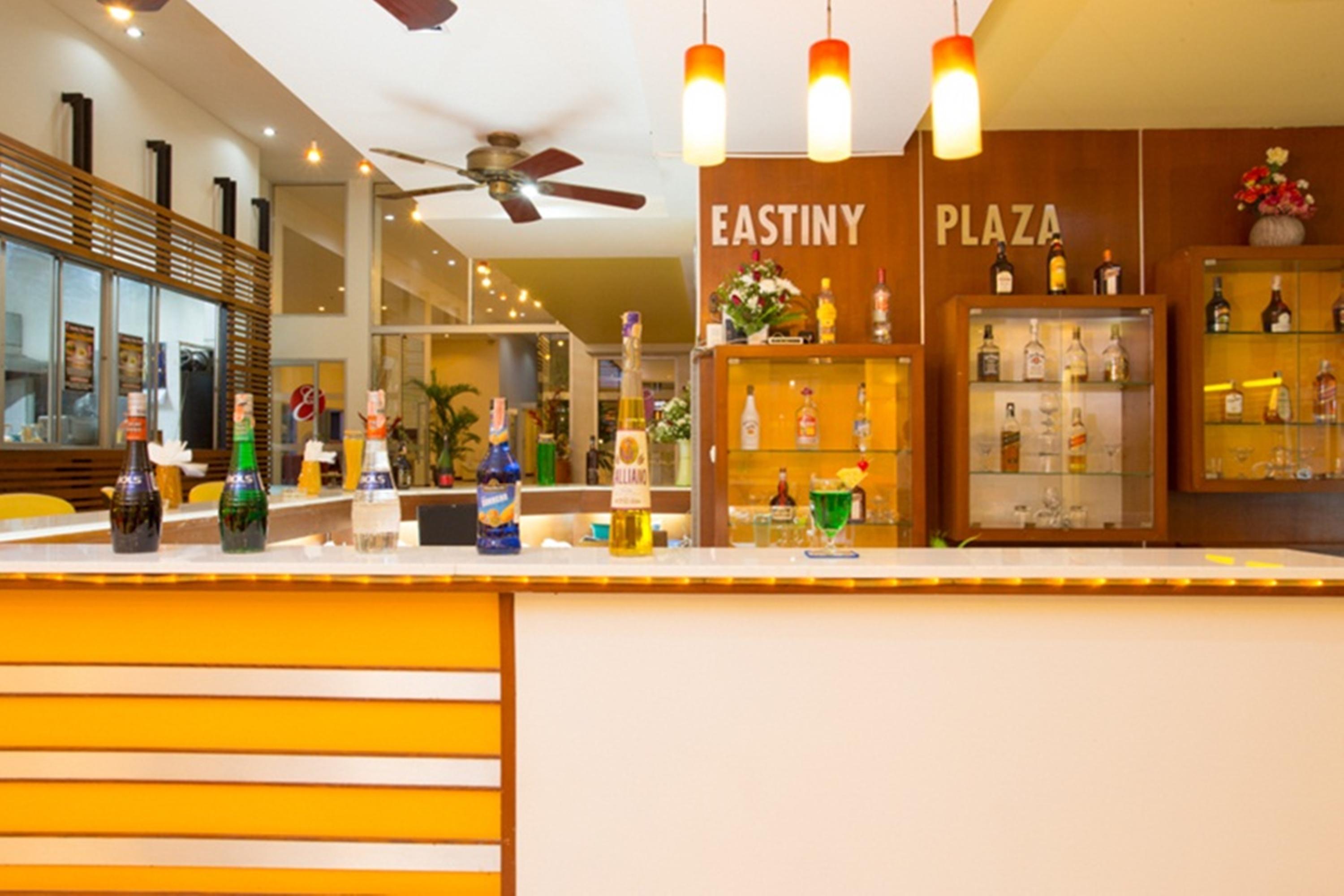 Eastiny Plaza Hotel Pattaja Kültér fotó