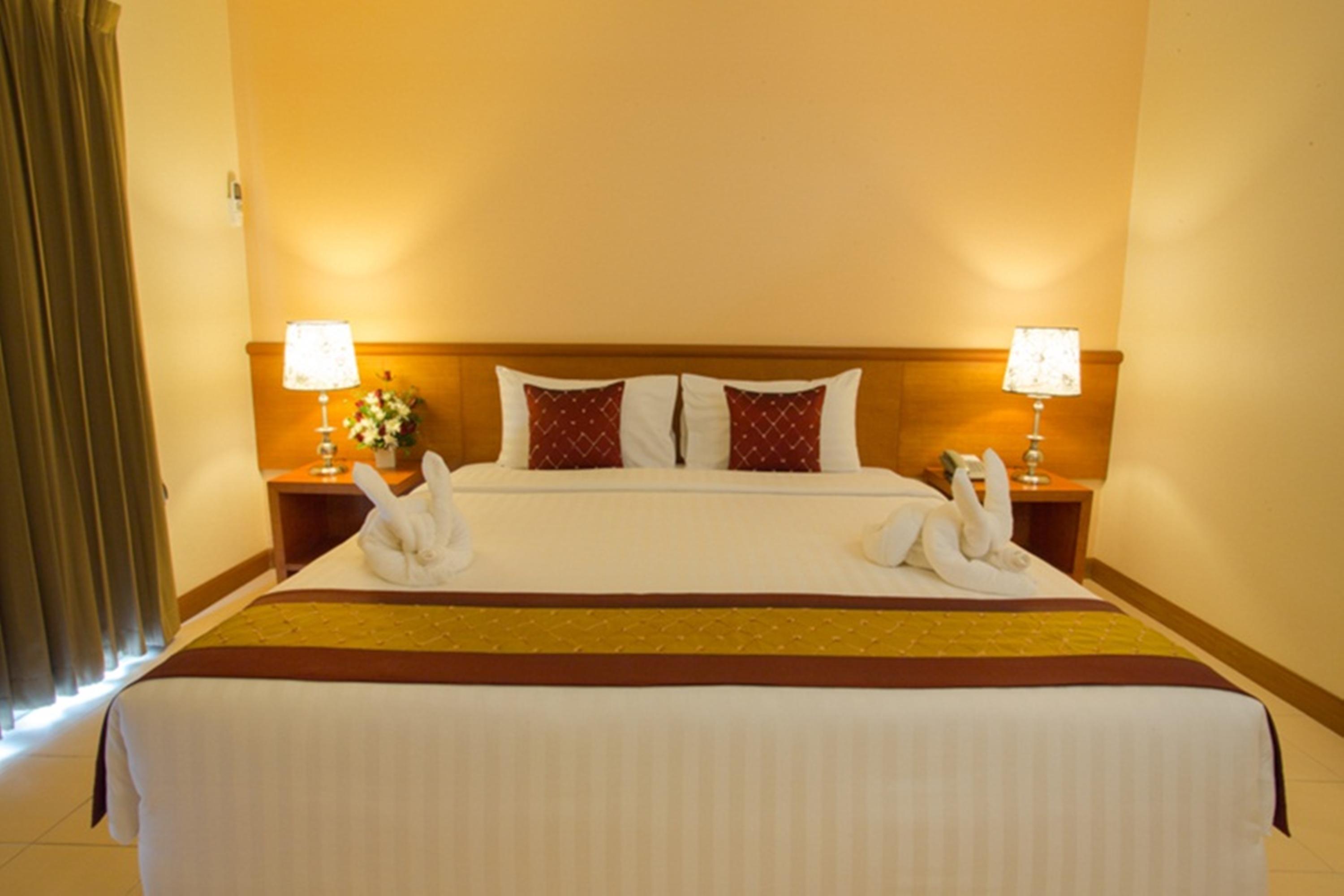 Eastiny Plaza Hotel Pattaja Kültér fotó