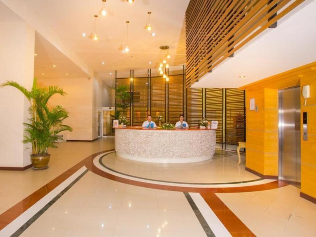 Eastiny Plaza Hotel Pattaja Kültér fotó