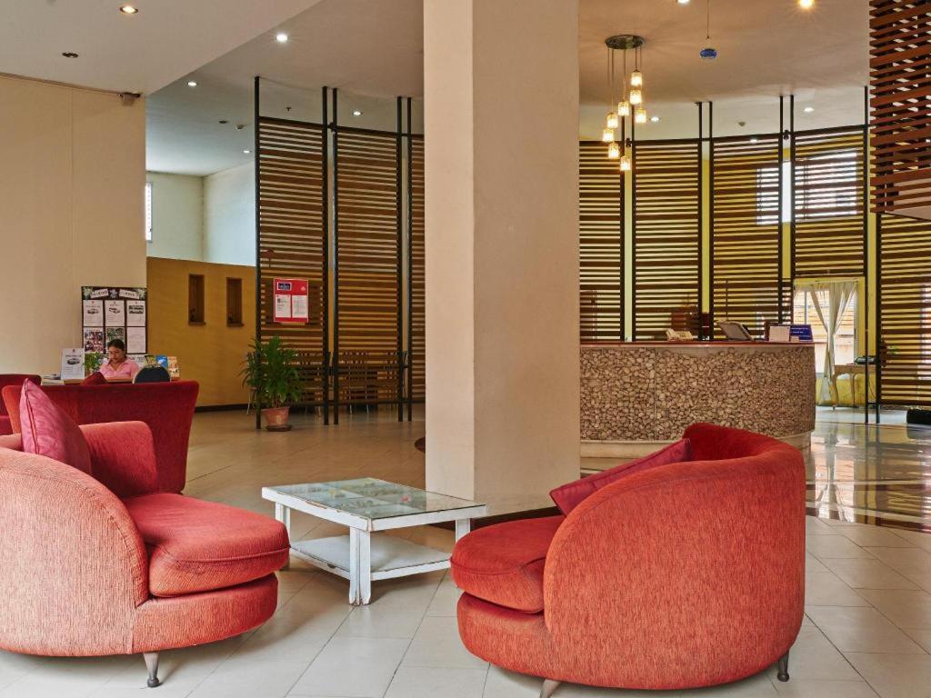 Eastiny Plaza Hotel Pattaja Kültér fotó