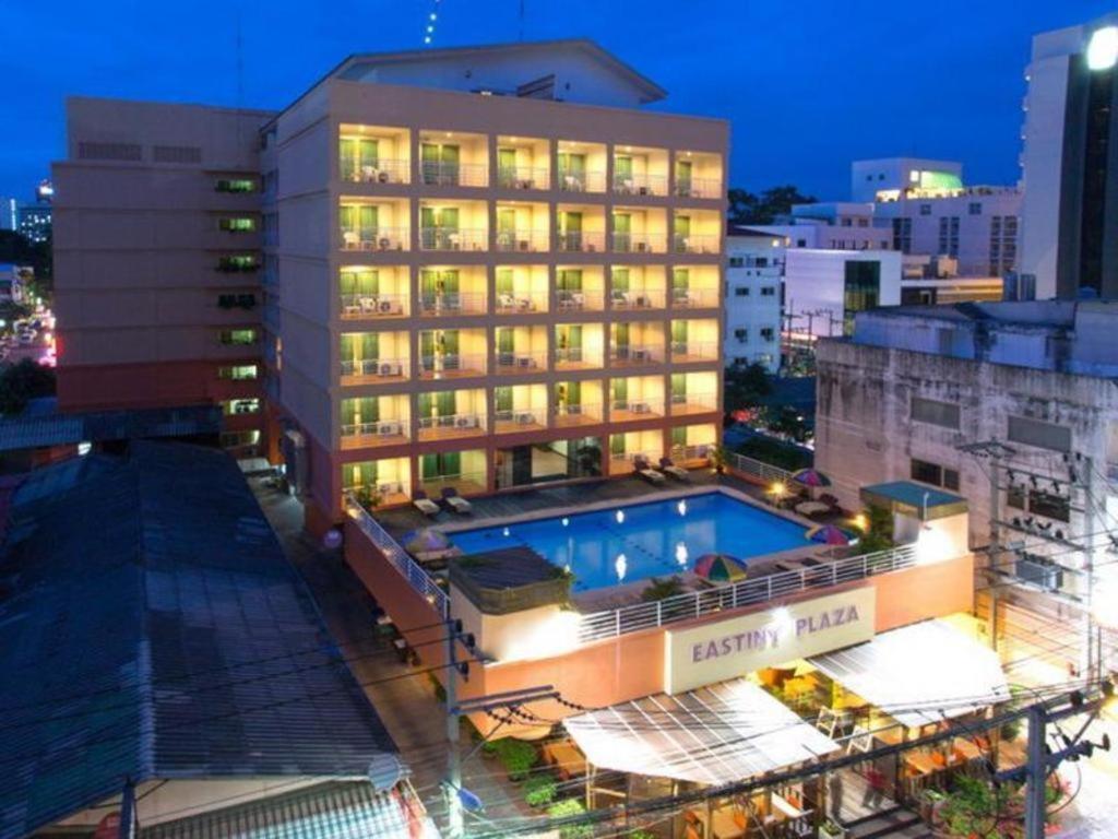 Eastiny Plaza Hotel Pattaja Kültér fotó